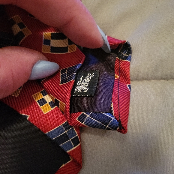 Burberry silk tie - Picture 4 of 5